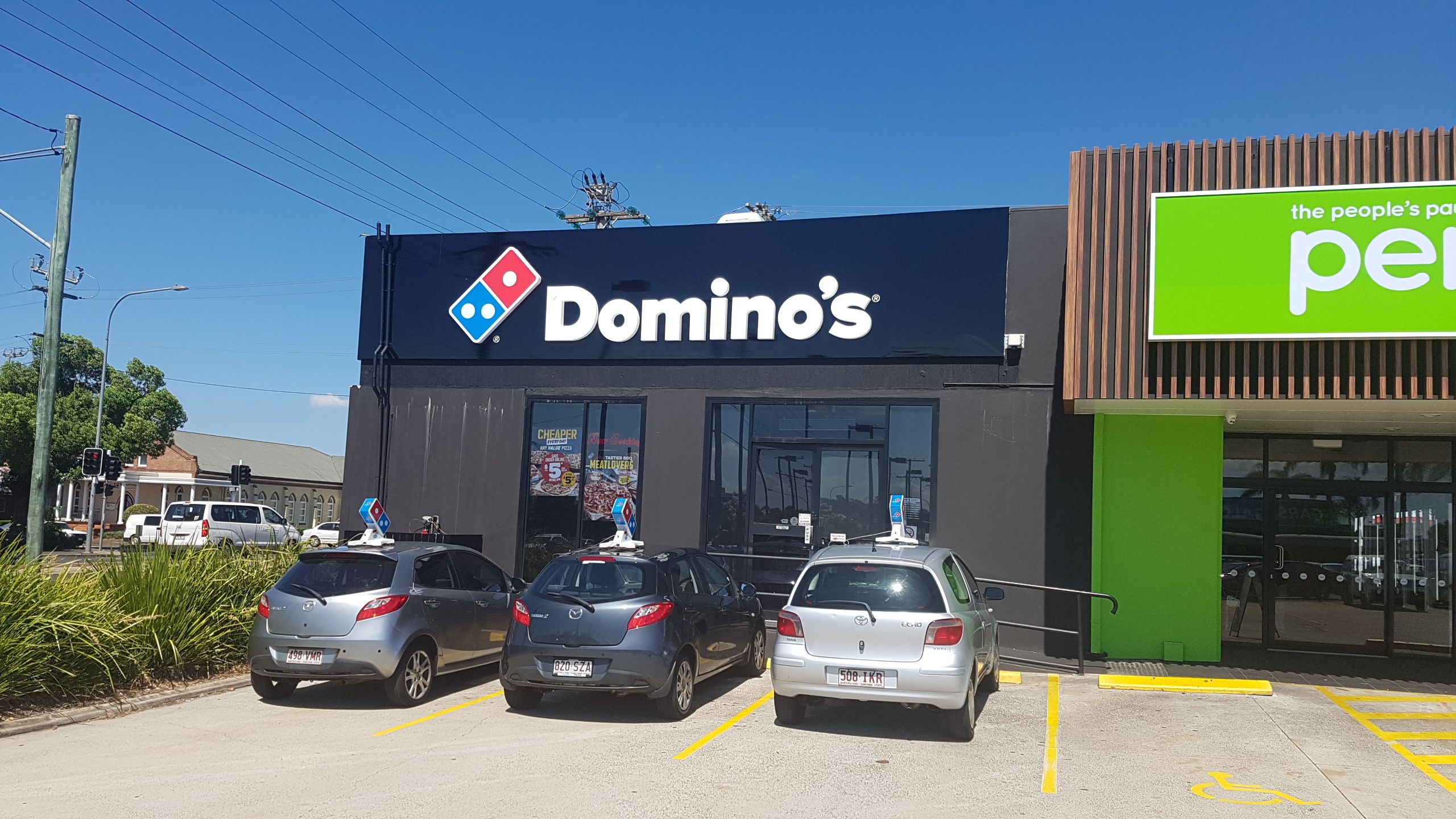 Domino's Pizza Outdoor Lightbox
