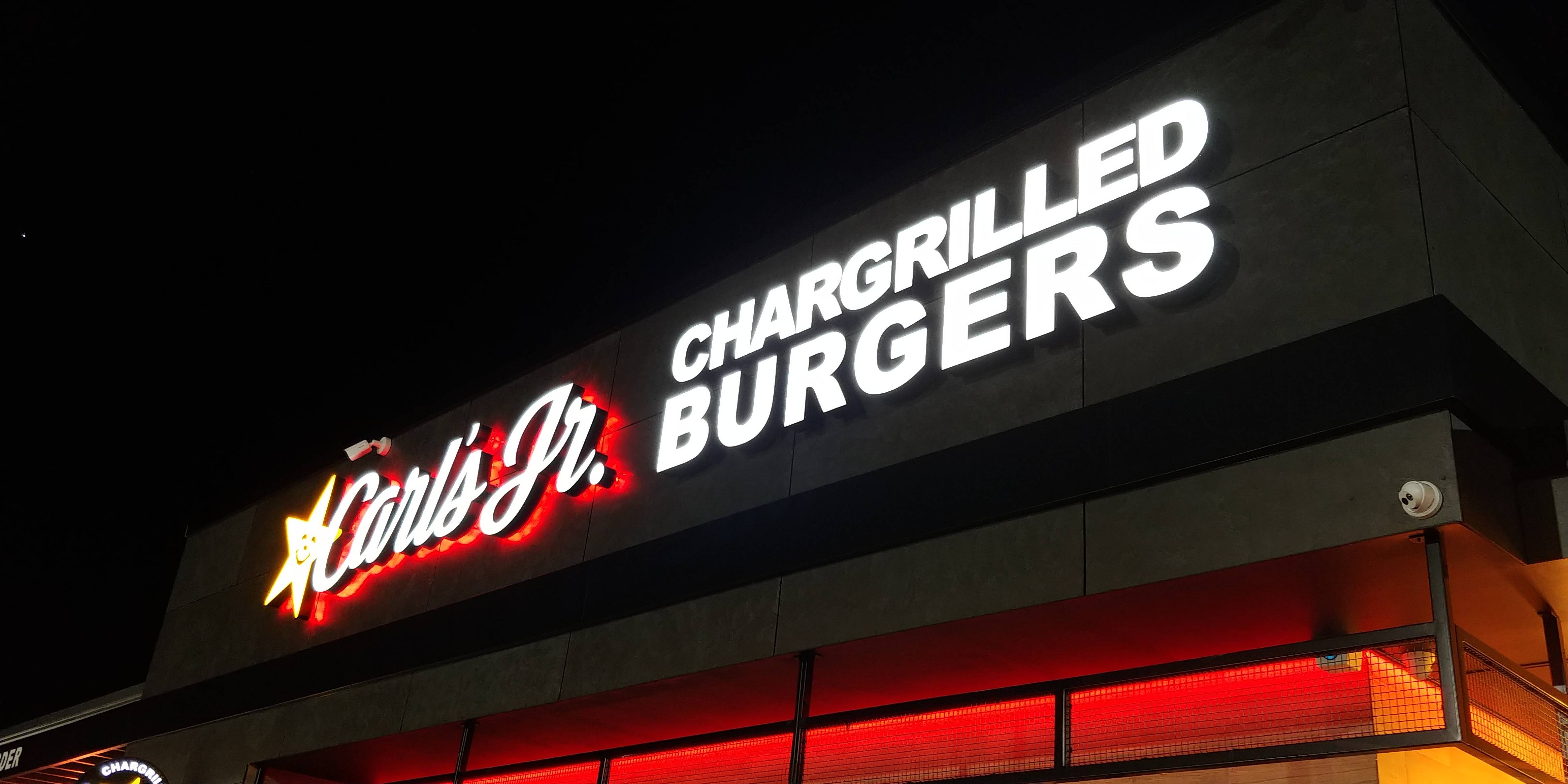 Carl's Jr Exterior Night 3