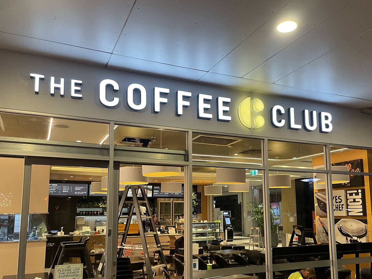 Coffee Club Illuminated Signage