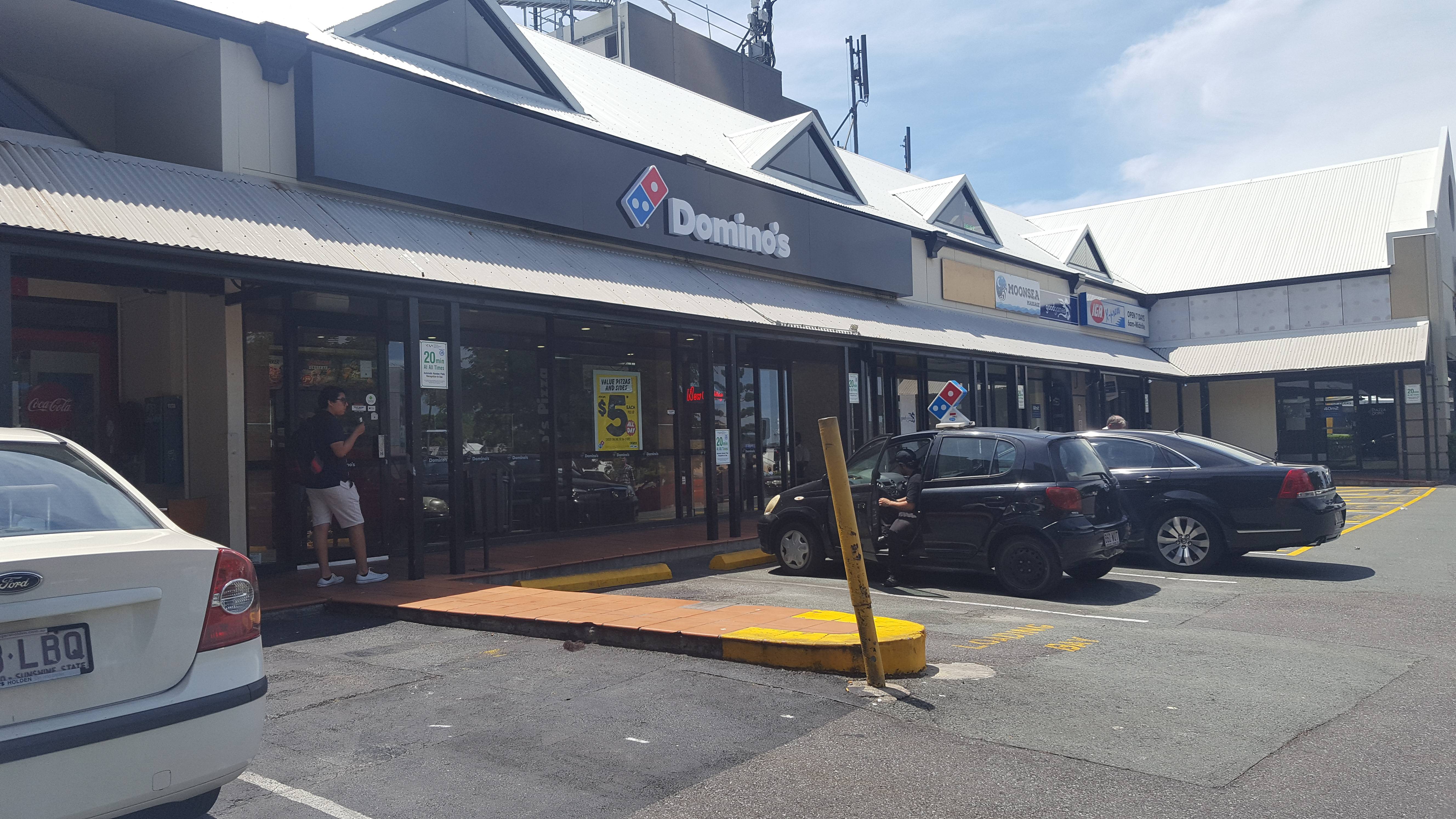 Domino's illuminated signage